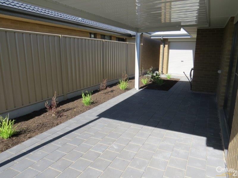 28 Manordale Court, Seaford Meadows SA 5169