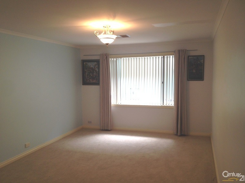4 Nevarc Mews, Hallett Cove SA 5158