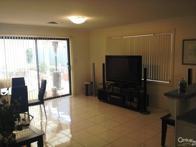 4 Nevarc Mews, Hallett Cove SA 5158