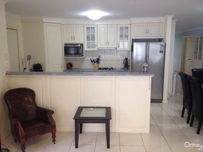 4 Nevarc Mews, Hallett Cove SA 5158