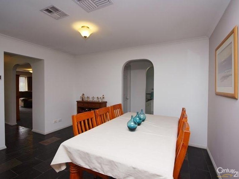 26 Ambrosini Court, Woodcroft SA 5162