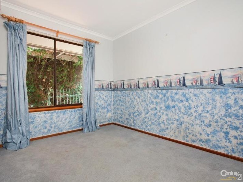 7 Caspian Court, Woodcroft SA 5162