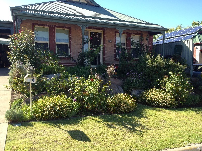 10 Tandana Court, Happy Valley SA 5159