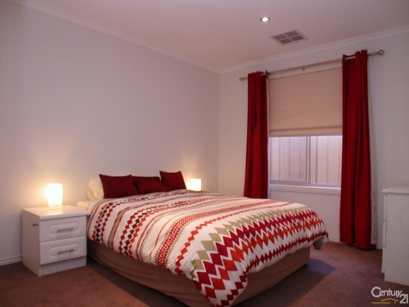 43 South Pacific Drive, Seaford Meadows SA 5169