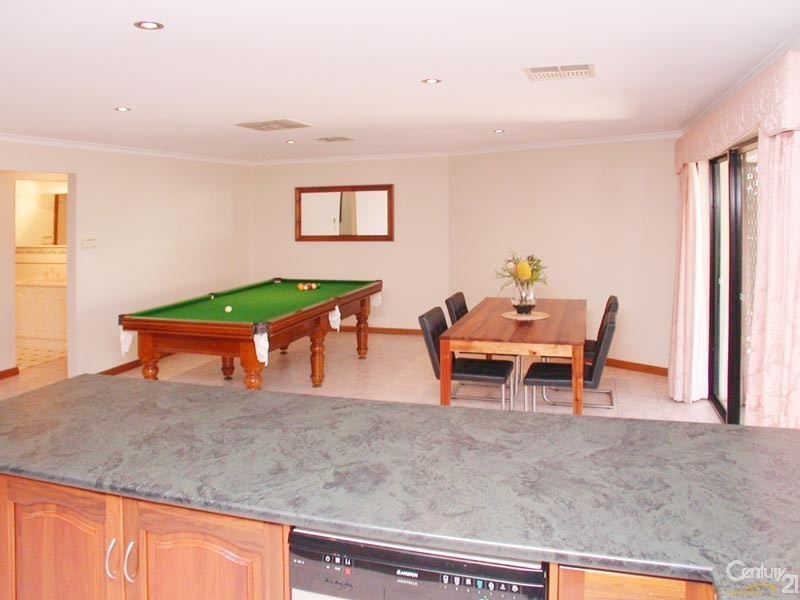 4 Partalunga Circuit, Woodcroft SA 5162