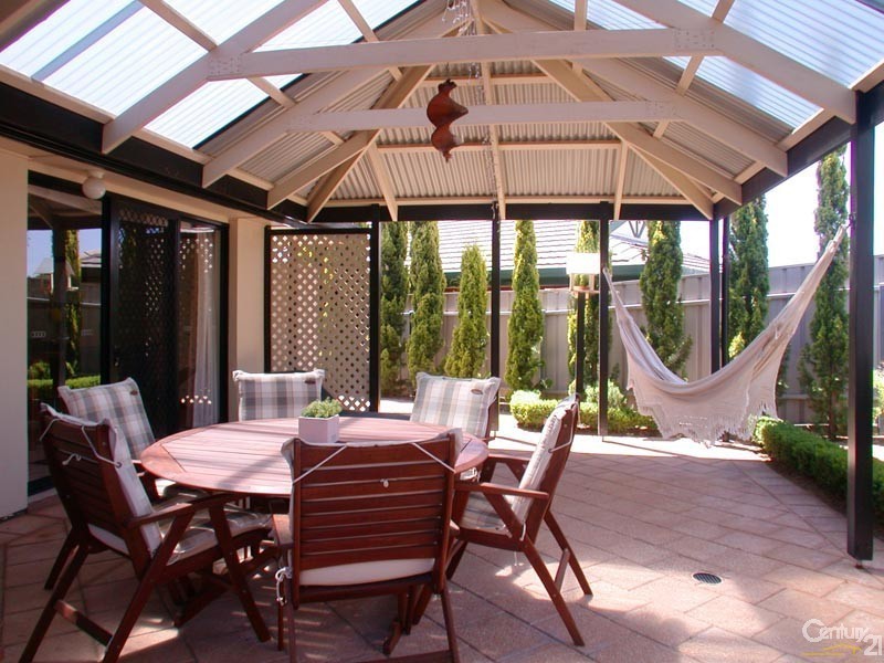 4 Partalunga Circuit, Woodcroft SA 5162