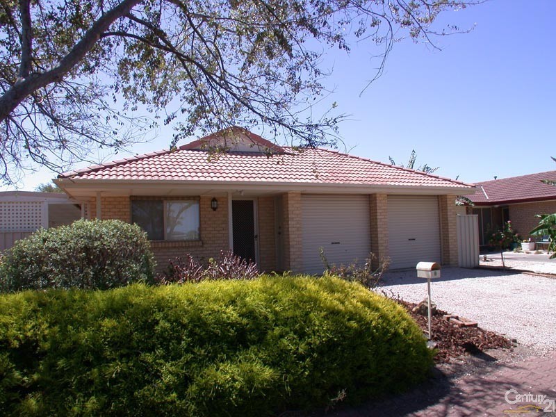 8 Spruce Avenue, Seaford SA 5169