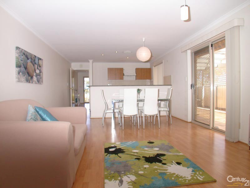 8 Spruce Avenue, Seaford SA 5169