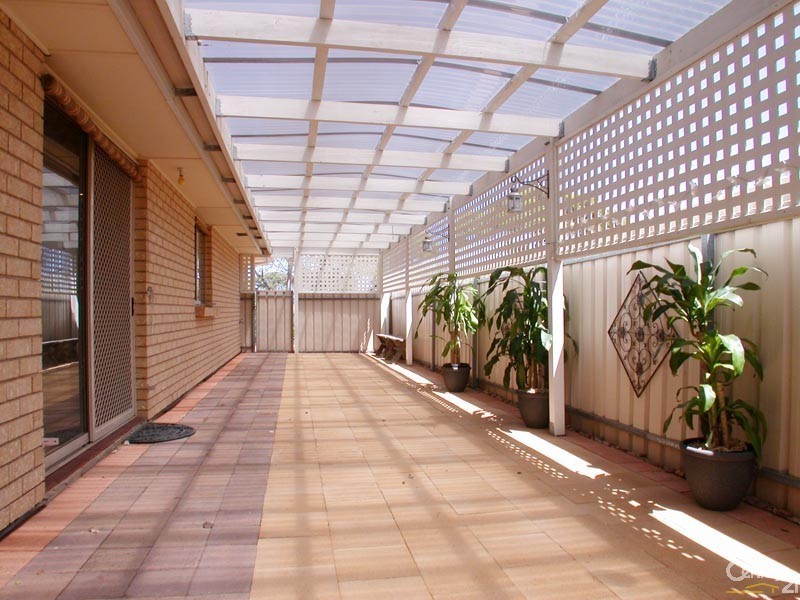 8 Spruce Avenue, Seaford SA 5169