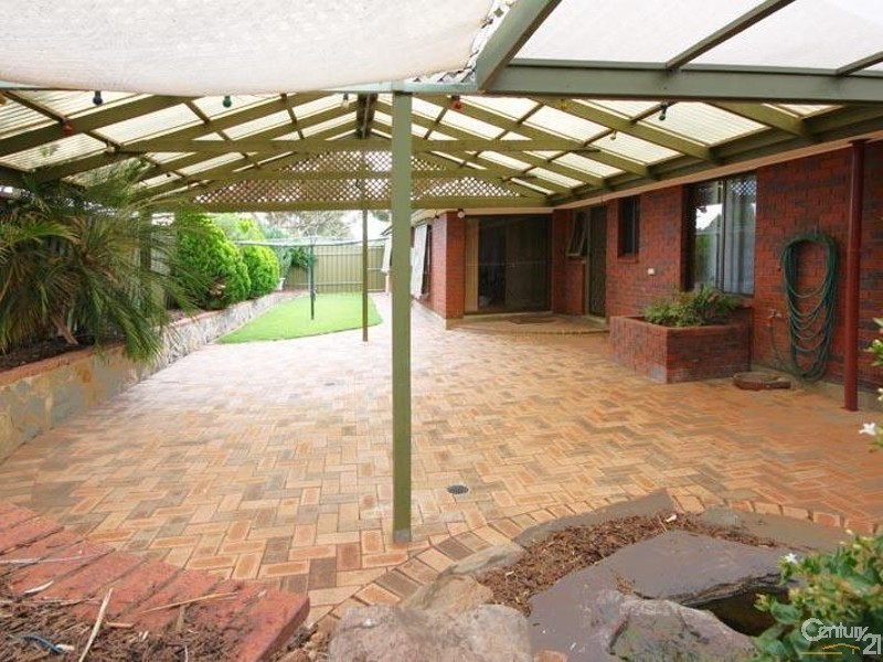 9 Elanora Avenue, Morphett Vale SA 5162