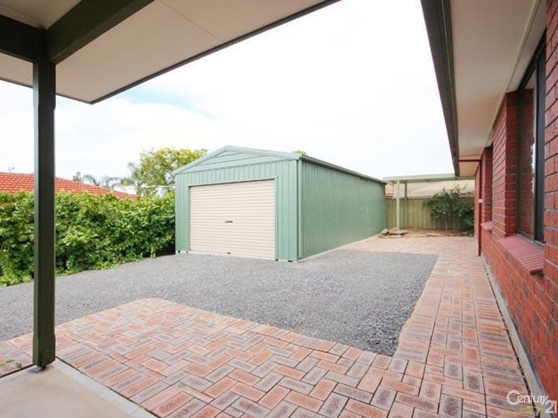 9 Elanora Avenue, Morphett Vale SA 5162