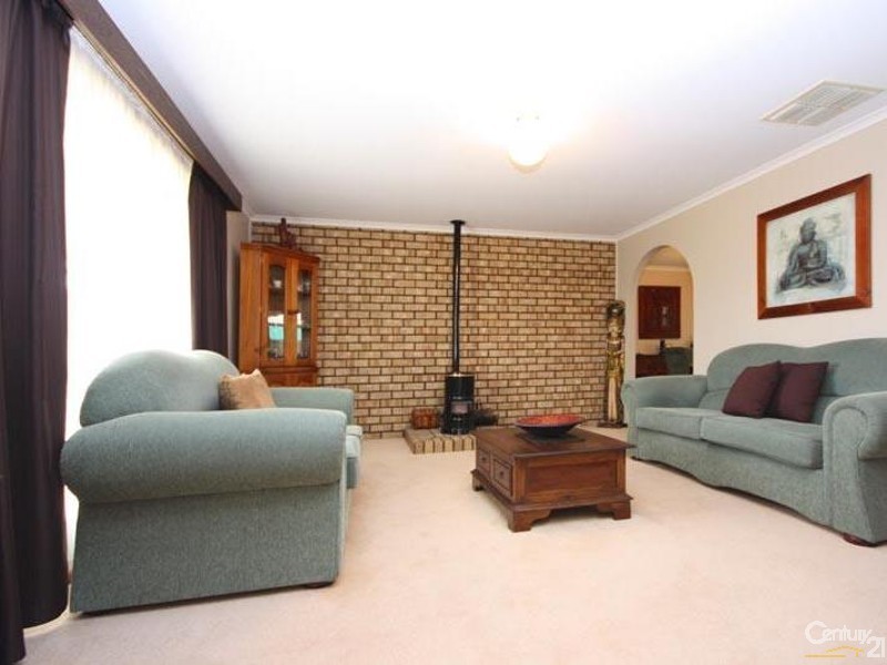 33 Marrington Circuit, Morphett Vale SA 5162