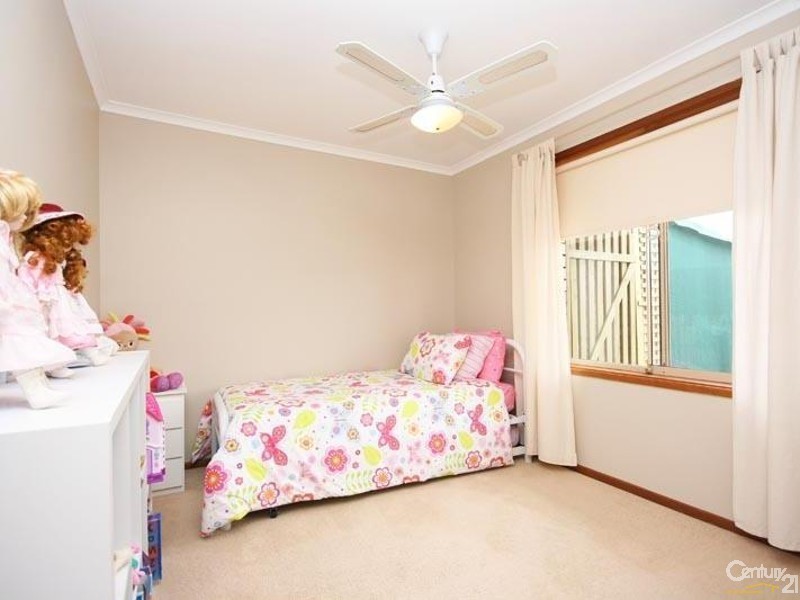 33 Marrington Circuit, Morphett Vale SA 5162