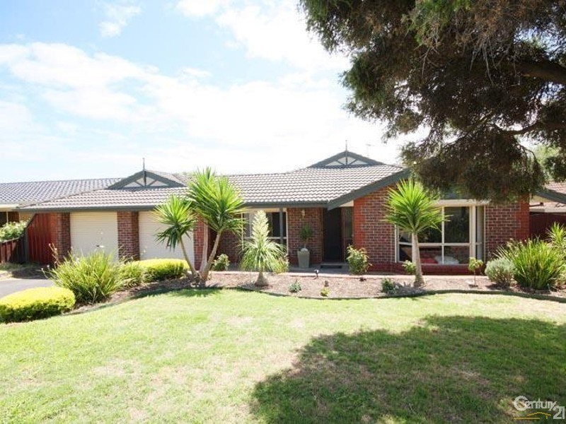 27 Lennard Drive, Moana SA 5169