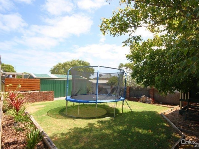 27 Lennard Drive, Moana SA 5169