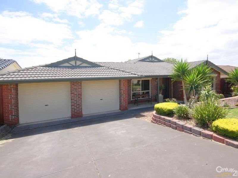 27 Lennard Drive, Moana SA 5169