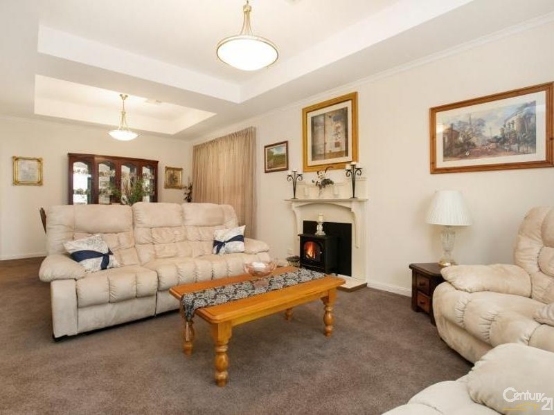 7 Torquay Drive, Seaford Rise SA 5169