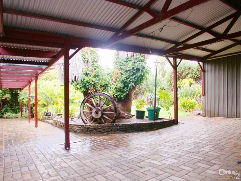 4 Burke Street, Hackham SA 5163