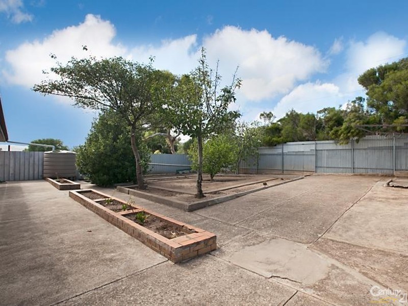 6 Glenhelen Road, Morphett Vale SA 5162