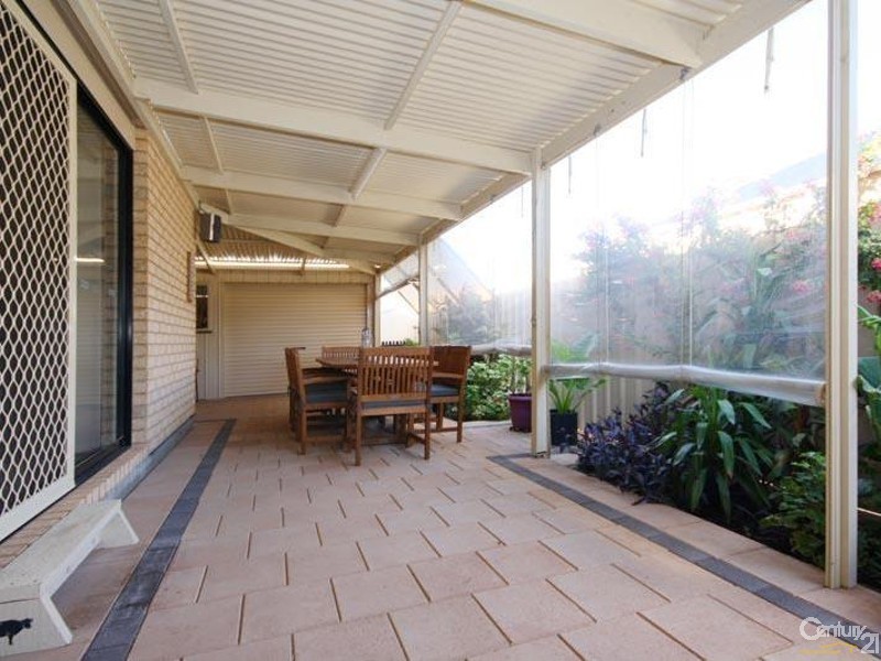 16 Fuschia Street, Huntfield Heights SA 5163