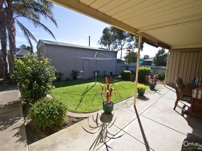 7 Albany Avenue, Port Noarlunga South SA 5167
