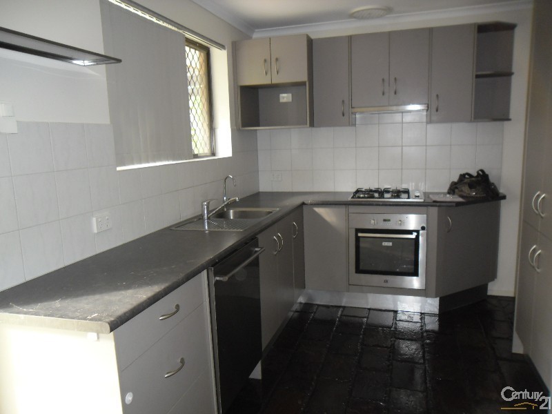 25 Glenhelen Road, Morphett Vale SA 5162