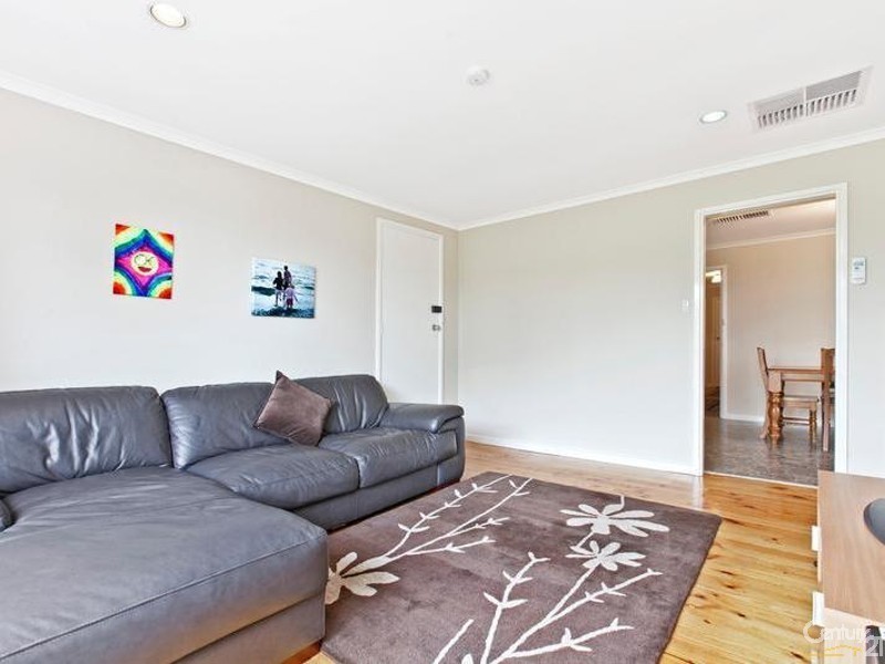 26 Pennant Street, Aberfoyle Park SA 5159