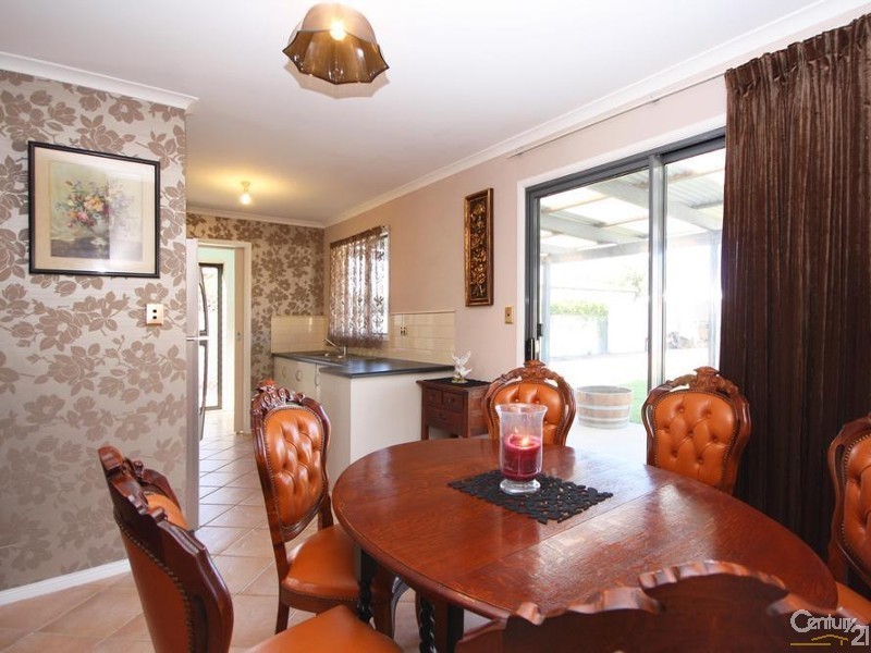 4 Walsh Street, Aldinga Beach SA 5173