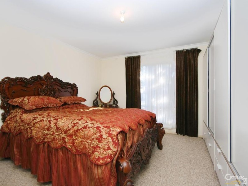 4 Walsh Street, Aldinga Beach SA 5173