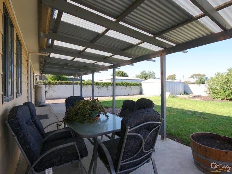 4 Walsh Street, Aldinga Beach SA 5173