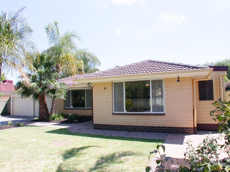 5 Blackwood Crescent, Morphett Vale SA 5162