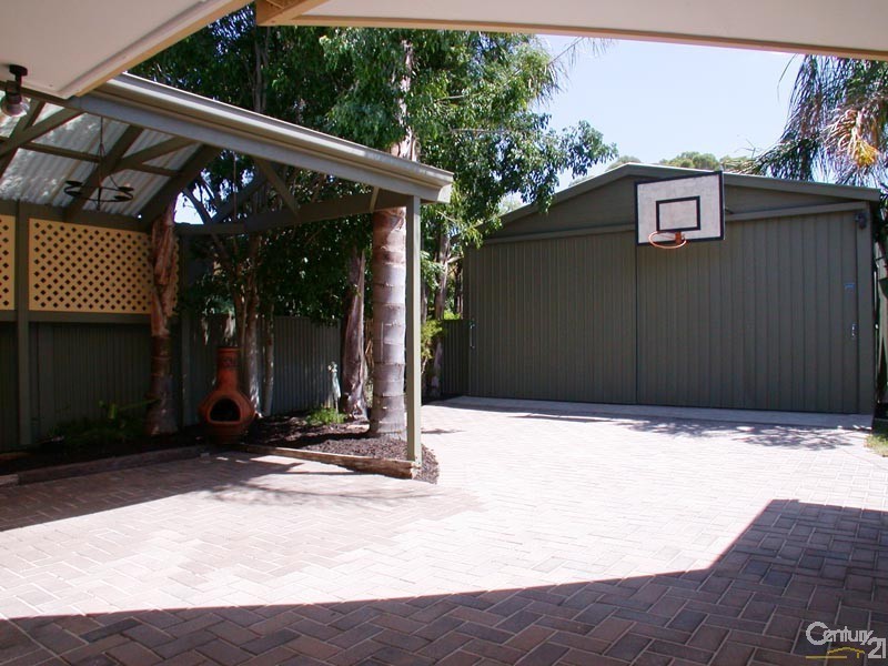 5 Blackwood Crescent, Morphett Vale SA 5162