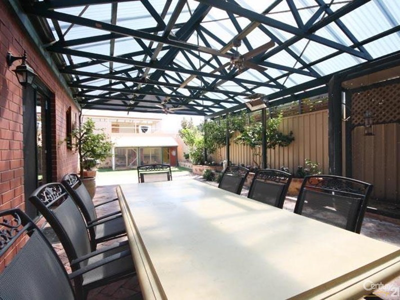 23 Verdant Parade, Woodcroft SA 5162