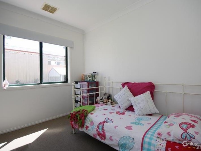 23 Verdant Parade, Woodcroft SA 5162