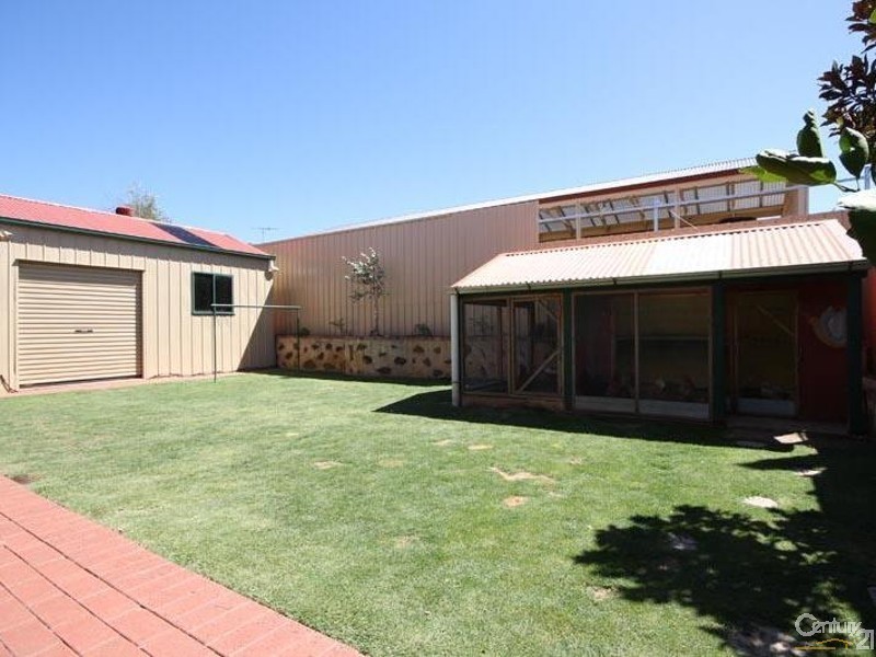 23 Verdant Parade, Woodcroft SA 5162