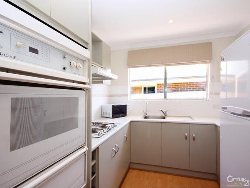 4 Nash Crescent, Morphett Vale SA 5162