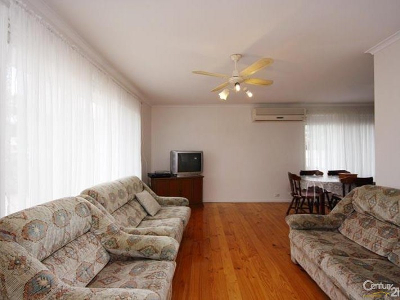 15 Bounty Street, Moana SA 5169