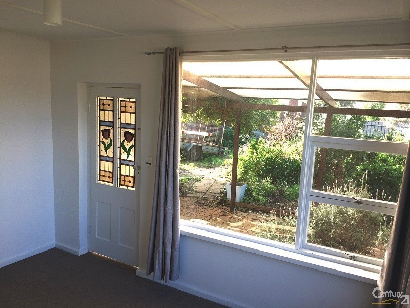 101 Benny Avenue, Port Noarlunga SA 5167