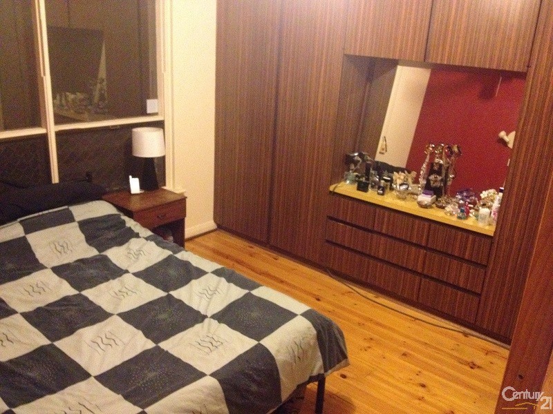 18 Blackwood Crescent, Morphett Vale SA 5162