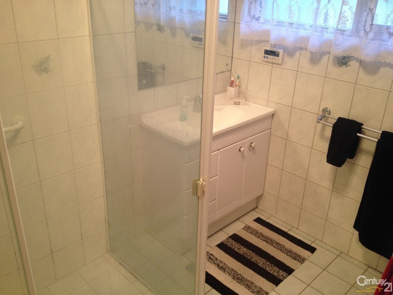 18 Blackwood Crescent, Morphett Vale SA 5162