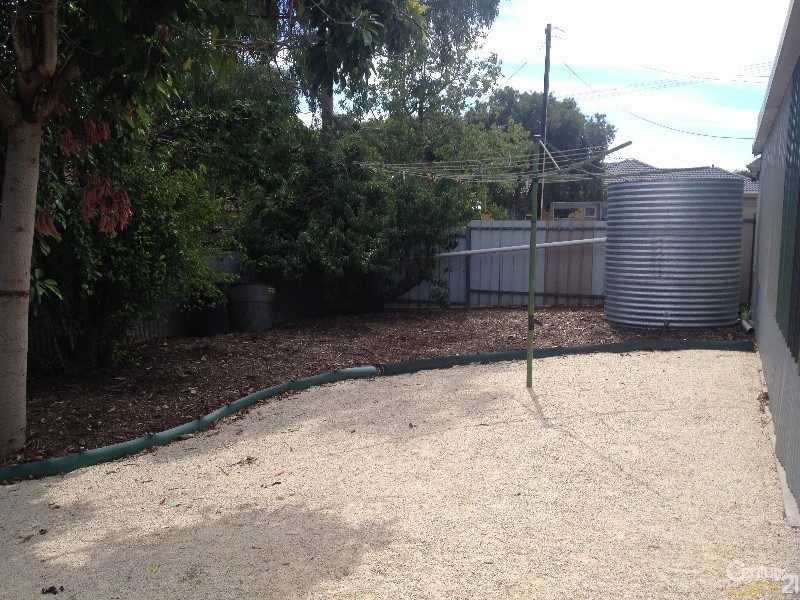 18 Blackwood Crescent, Morphett Vale SA 5162