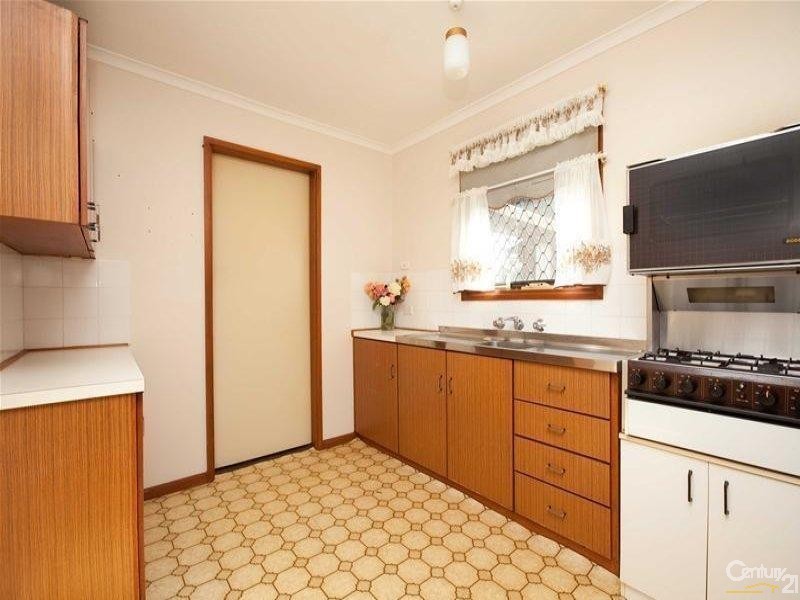 22 Osmund Crescent, Christie Downs SA 5164