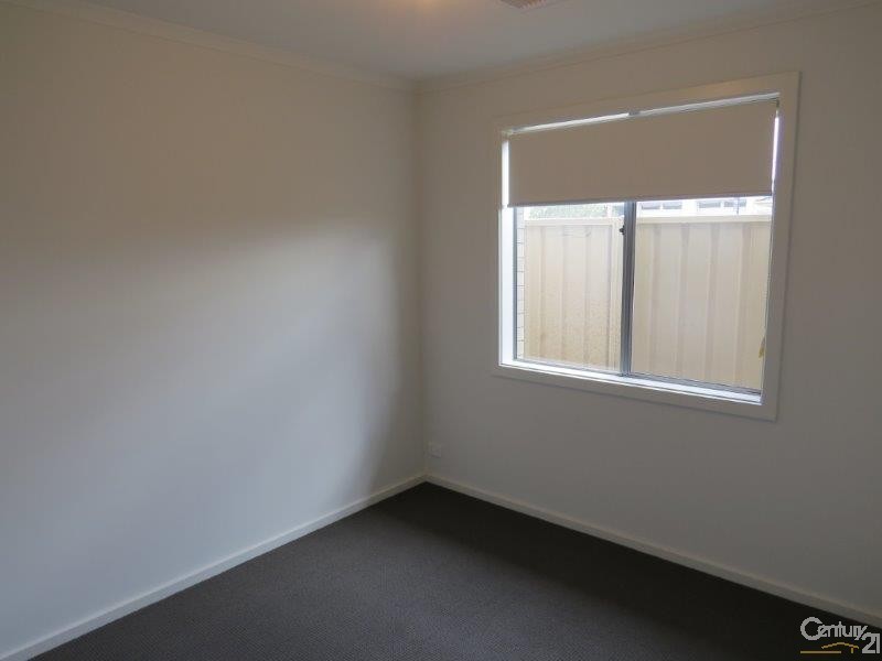 7 Jollies Court, Seaford Meadows SA 5169