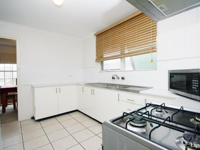 11 Pedro Avenue, Morphett Vale SA 5162