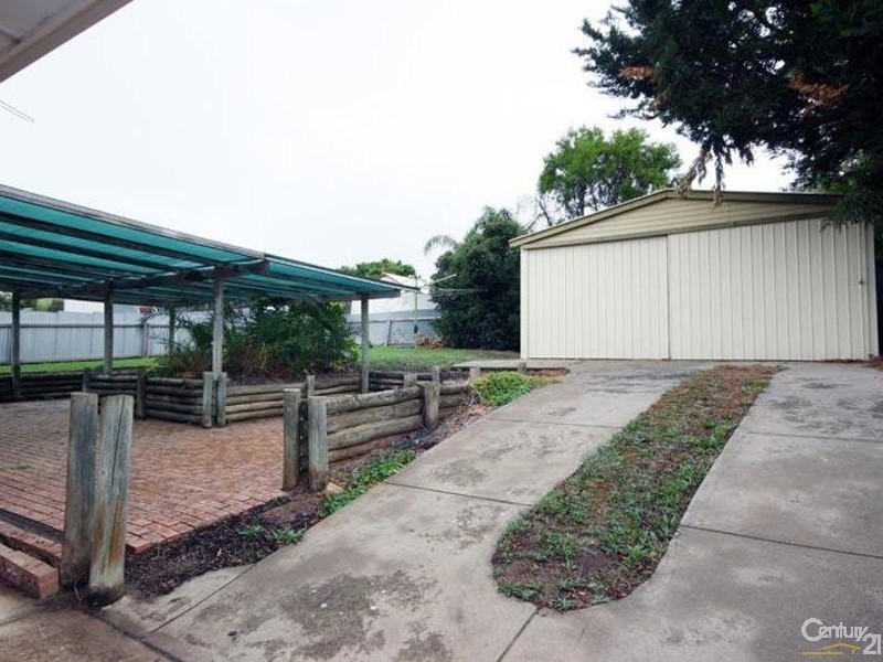 11 Pedro Avenue, Morphett Vale SA 5162