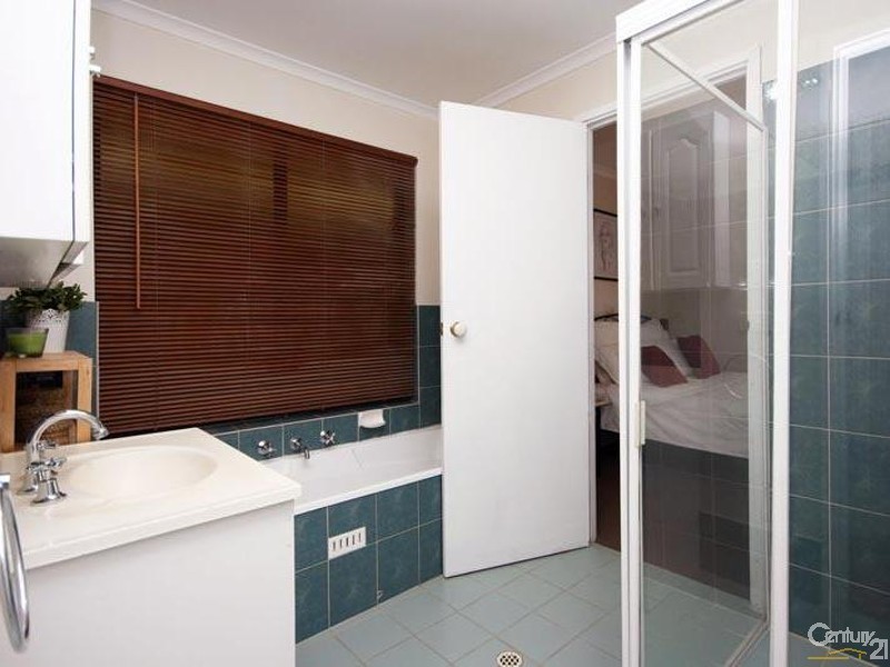 8 Baume Circuit, Old Reynella SA 5161
