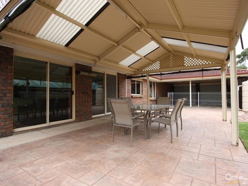 202 Pimpala Road, Woodcroft SA 5162