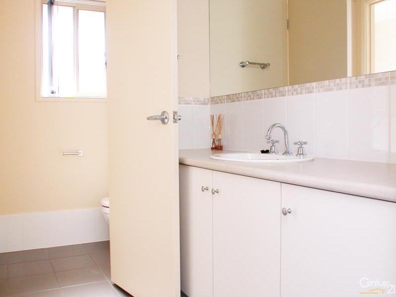 26 Cairns Way, Seaford Rise SA 5169