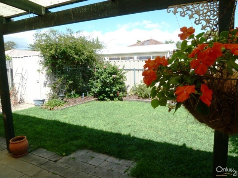 10 Spruce Avenue, Seaford SA 5169