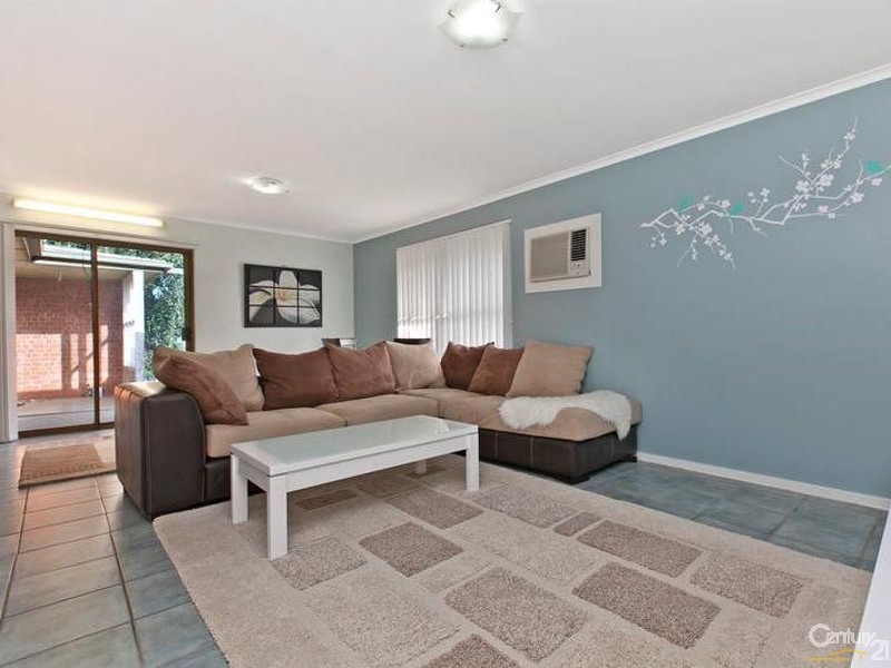 15 Wheatsheaf Road, Morphett Vale SA 5162